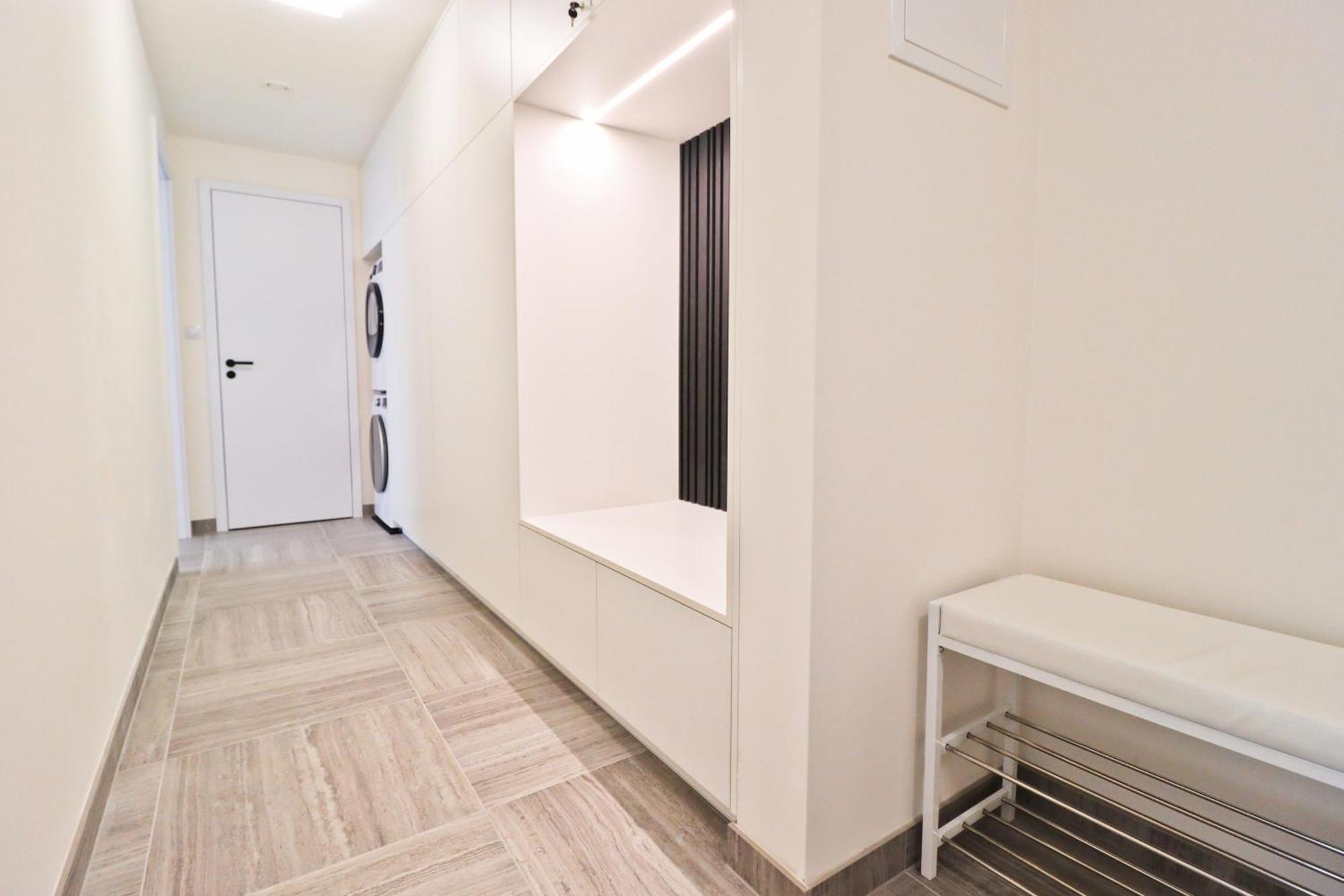 Sunny Apartment In Smichov, Prague 5 Экстерьер фото